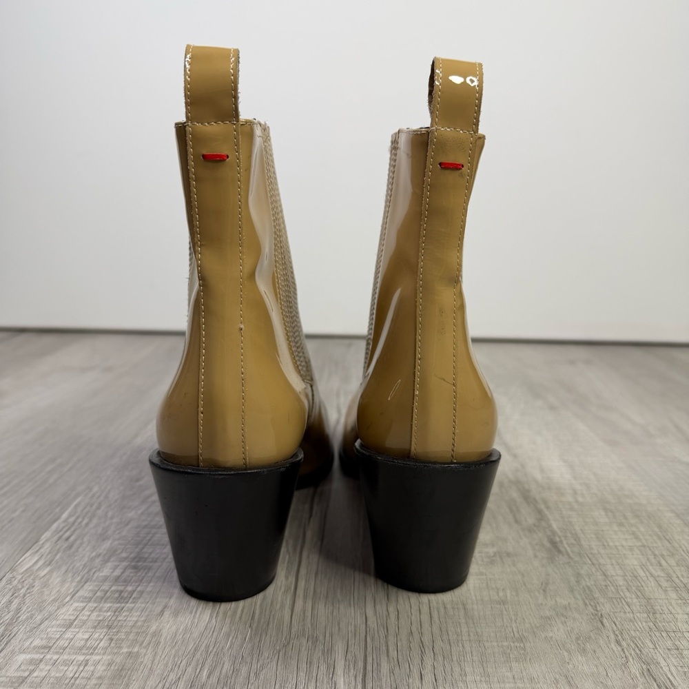 Aeyde Kate Beige Patent Leather Chelsea Boots Size 42 - Picture 5 of 13